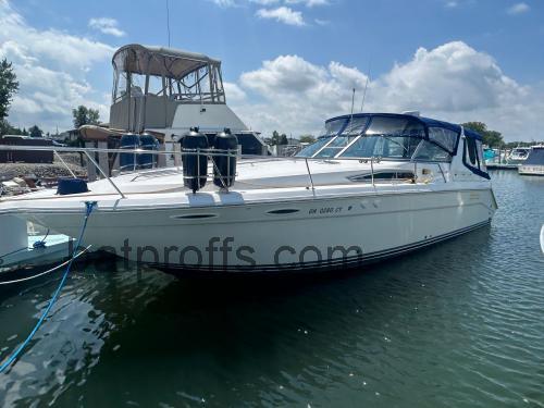 Sea Ray 350 Sundancer tekniska specifikationer och recensioner